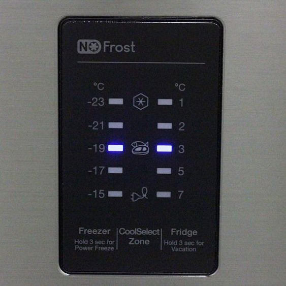 Холодильник Samsung RB30FEJNCSS нержавеющая сталь купить с доставкой по Москве и Московской области в интернет-магазине АваТехно