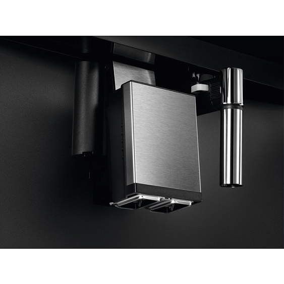 Встраиваемая кофемашина Aeg KKK994500M купить с доставкой по Москве и Московской области в интернет-магазине АваТехно