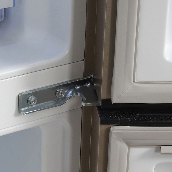 Холодильник HYUNDAI CS5073FV шампань стекло купить с доставкой по Москве и Московской области в интернет-магазине АваТехно