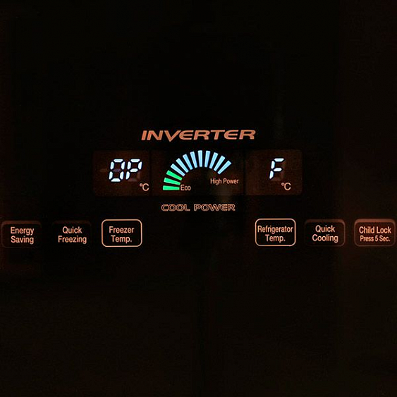 Холодильник HITACHI r-s702 pu2 gbk черный купить с доставкой по Москве и Московской области в интернет-магазине АваТехно