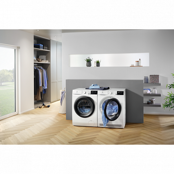 Сушильная машина Electrolux EW7H438BP купить с доставкой по Москве и Московской области в интернет-магазине АваТехно