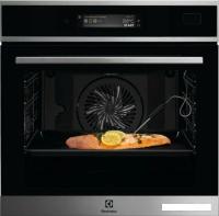 Духовой шкаф ELECTROLUX EOB9S31WX