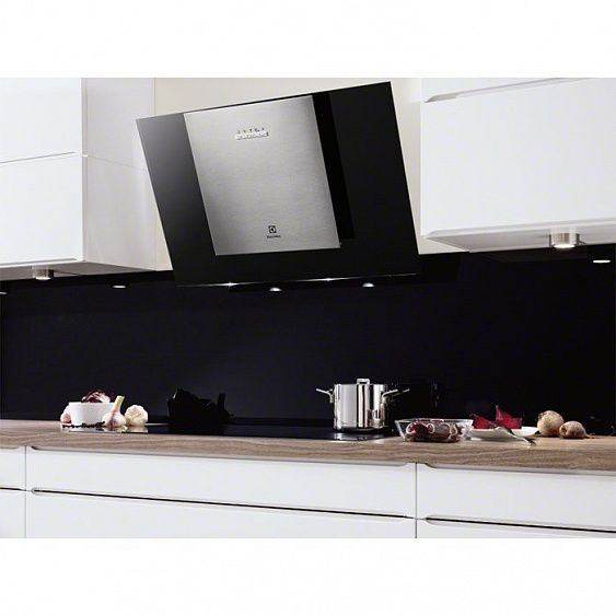 Вытяжной вентилятор ELECTROLUX EFF80569DK купить с доставкой по Москве и Московской области в интернет-магазине АваТехно