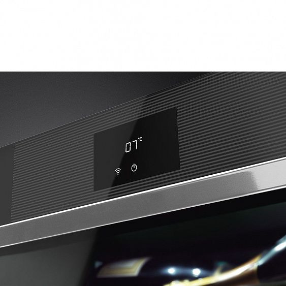 Встраиваемый винный шкаф SMEG CVI118RWN2 купить с доставкой по Москве и Московской области в интернет-магазине АваТехно