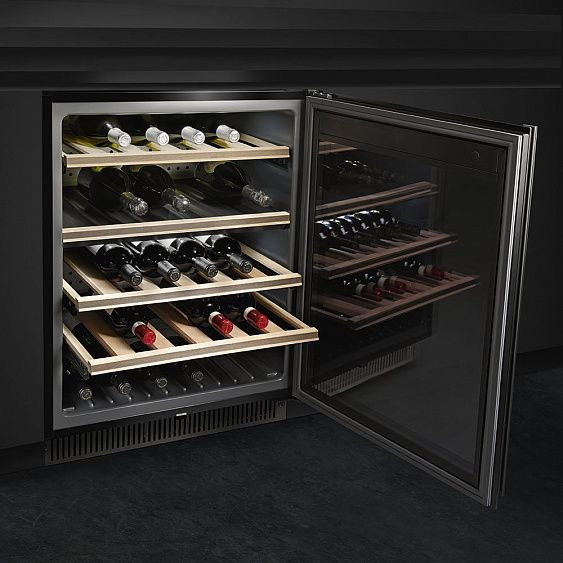 Винный шкаф Smeg CVI638NS купить с доставкой по Москве и Московской области в интернет-магазине АваТехно