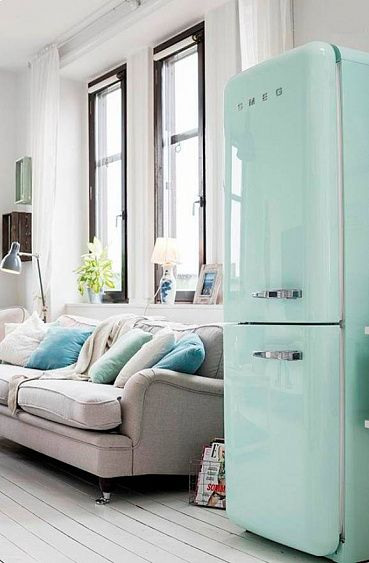 Холодильник SMEG fab32razn1 купить с доставкой по Москве и Московской области в интернет-магазине АваТехно