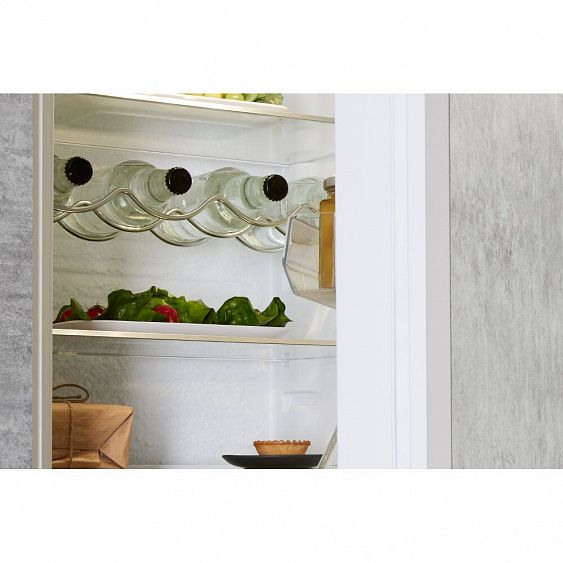 Холодильник HOTPOINT-ARISTON BCB 7525 AA (RU) купить с доставкой по Москве и Московской области в интернет-магазине АваТехно