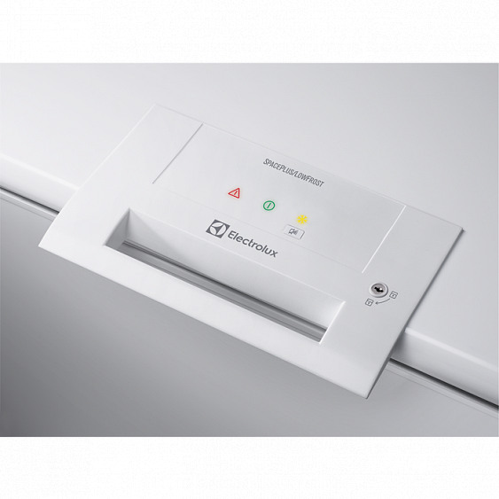 Морозильник ELECTROLUX ec 3201 aow купить с доставкой по Москве и Московской области в интернет-магазине АваТехно