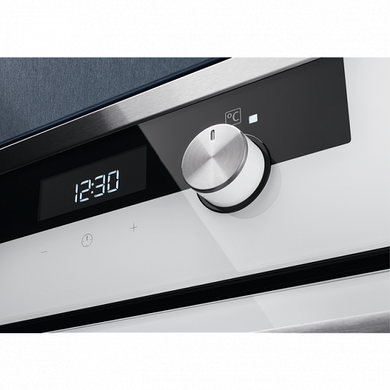 Духовой шкаф Electrolux OKC 5H50W купить с доставкой по Москве и Московской области в интернет-магазине АваТехно