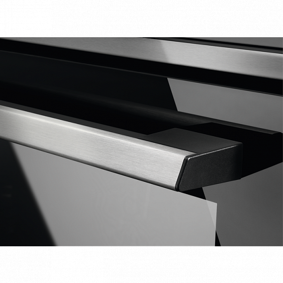 Духовой шкаф  Electrolux OEF5C50X купить с доставкой по Москве и Московской области в интернет-магазине АваТехно