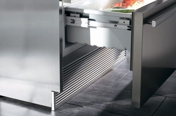 Холодильник LIEBHERR CBNes 6256 купить с доставкой по Москве и Московской области в интернет-магазине АваТехно