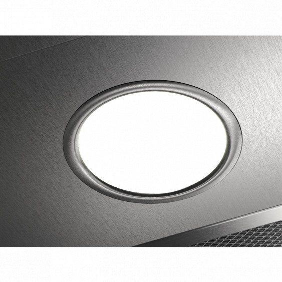 Каминная вытяжка Zanussi ZHB92670XA купить с доставкой по Москве и Московской области в интернет-магазине АваТехно