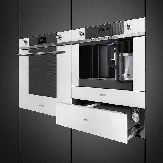 Подогреватель посуды SMEG CPR115B Подогреватель посуды SMEG CPR115B купить с доставкой по Москве и Московской области в интернет-магазине АваТехно