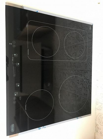 Индукционная стеклокерамич. панель DeLonghi PIND-64 купить с доставкой по Москве и Московской области в интернет-магазине АваТехно