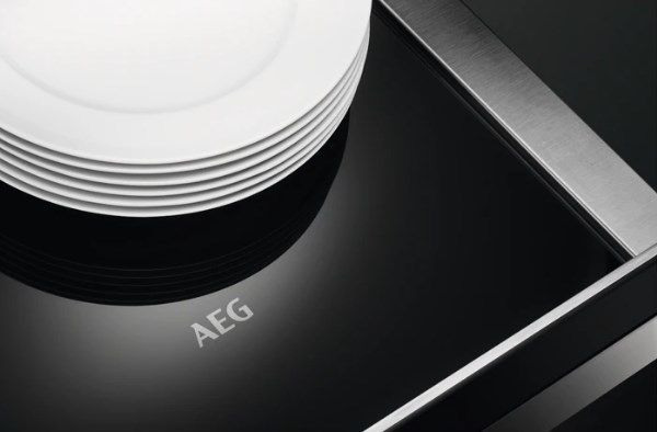 Ящик для подогрева посуды AEG KDE911424M купить с доставкой по Москве и Московской области в интернет-магазине АваТехно