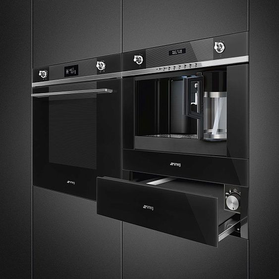 Встраиваемая кофемашина Smeg CMS4101N Встраиваемая кофемашина Smeg CMS4101N купить с доставкой по Москве и Московской области в интернет-магазине АваТехно