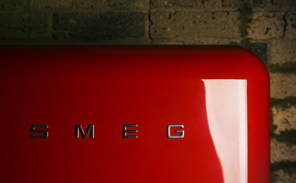 Холодильник Smeg FAB50RRD купить с доставкой по Москве и Московской области в интернет-магазине АваТехно