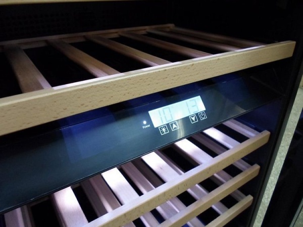 Винный шкаф IP INDUSTRIE jg 48 ad x купить с доставкой по Москве и Московской области в интернет-магазине АваТехно