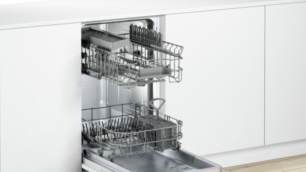 Встраиваемая посудомоечная машина BOSCH SPV25DX90R купить в Москве цена в интернет-магазине АваТехно