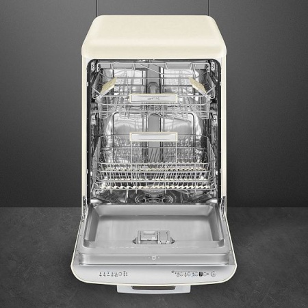 Посудомоечная машина SMEG LVFABCR2 купить с доставкой по Москве и Московской области в интернет-магазине АваТехно