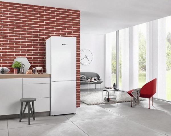 Холодильник Miele KFN 28032 D купить с доставкой по Москве и Московской области в интернет-магазине АваТехно