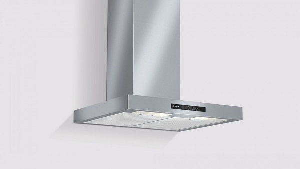 Каминная вытяжка BOSCH DWB 06W452 купить с доставкой по Москве и Московской области в интернет-магазине АваТехно