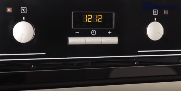 Духовой шкаф ELECTROLUX EZB53430AK купить с доставкой по Москве и Московской области в интернет-магазине АваТехно