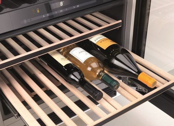 Винный шкаф MIELE KWT6322UG купить с доставкой по Москве и Московской области в интернет-магазине АваТехно
