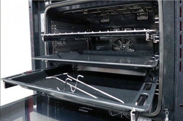 Встраиваемый электрический духовой шкаф Kaiser EH 6337 купить с доставкой по Москве и Московской области в интернет-магазине АваТехно