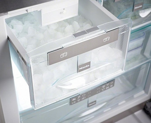 Холодильник Miele KFN 14947 купить с доставкой по Москве и Московской области в интернет-магазине АваТехно