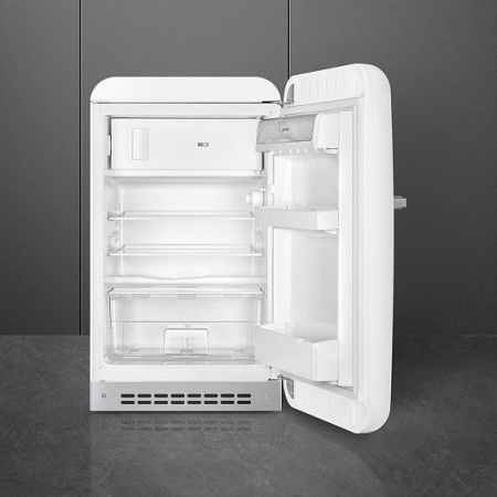 Холодильник SMEG FAB10RWH2 купить с доставкой по Москве и Московской области в интернет-магазине АваТехно