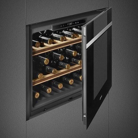 Винный шкаф SMEG CVI121N3 купить с доставкой по Москве и Московской области в интернет-магазине АваТехно