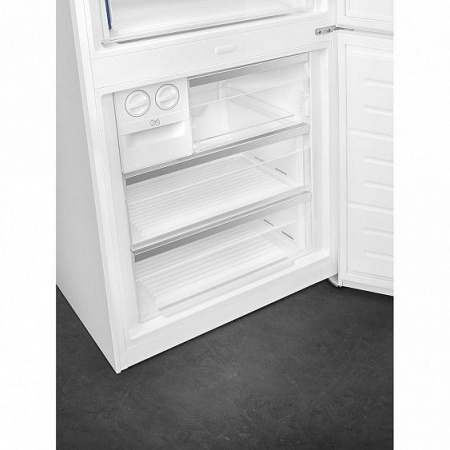Холодильник SMEG FA490RWH купить с доставкой по Москве и Московской области в интернет-магазине АваТехно