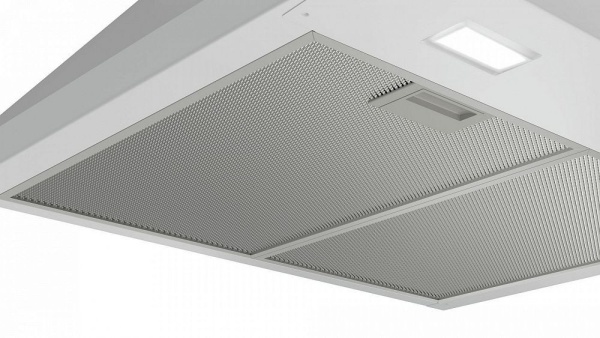 Каминная вытяжка BOSCH DWP 66BC20 купить с доставкой по Москве и Московской области в интернет-магазине АваТехно