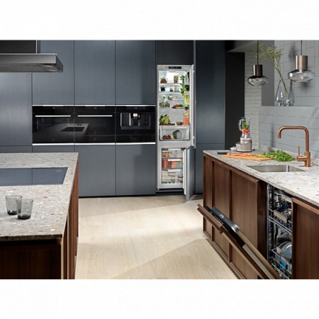 Встраиваемый электрический духовой шкаф Electrolux VKL8E00X купить с доставкой по Москве и Московской области в интернет-магазине АваТехно