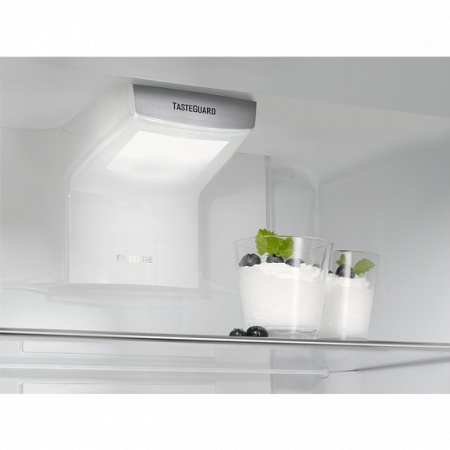 Холодильник ELECTROLUX  enc2854aow купить с доставкой по Москве и Московской области в интернет-магазине АваТехно