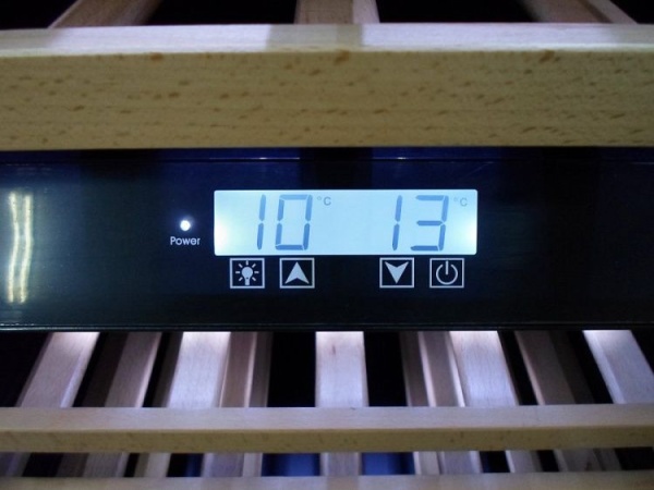 Винный шкаф IP INDUSTRIE jg 48 ad x купить с доставкой по Москве и Московской области в интернет-магазине АваТехно