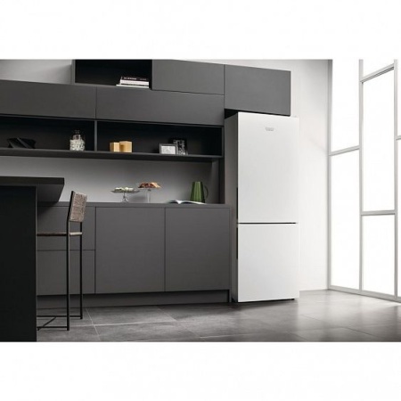 Холодильник HOTPOINT-ARISTON hf 4180 w купить с доставкой по Москве и Московской области в интернет-магазине АваТехно