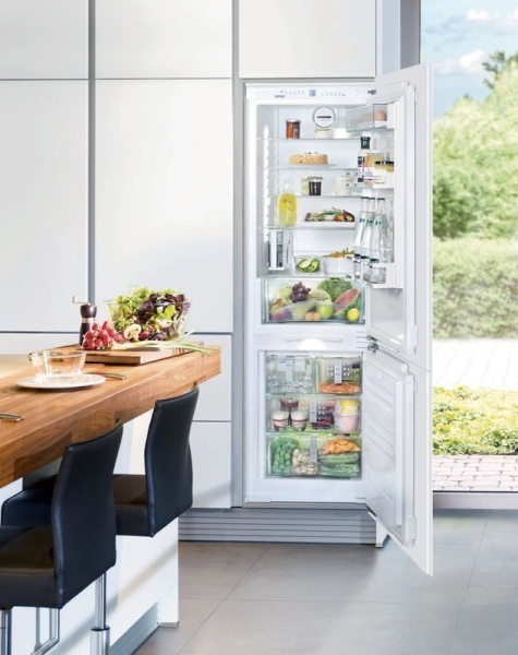 Вытяжка Elica SWEET PELTROX/F/85 (PRF0120689A) купить с доставкой по Москве и Московской области в интернет-магазине АваТехно