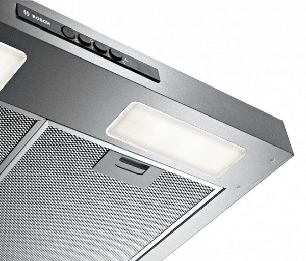 Каминная вытяжка BOSCH DWB 06W452 купить с доставкой по Москве и Московской области в интернет-магазине АваТехно