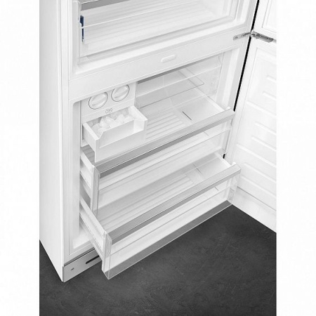 Холодильник SMEG FAB38RWH купить с доставкой по Москве и Московской области в интернет-магазине АваТехно