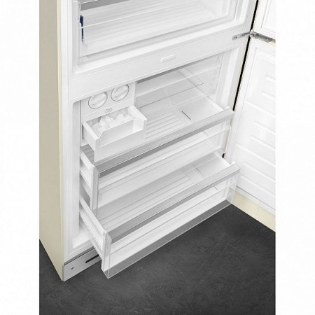 Холодильник SMEG FAB38RCR купить с доставкой по Москве и Московской области в интернет-магазине АваТехно