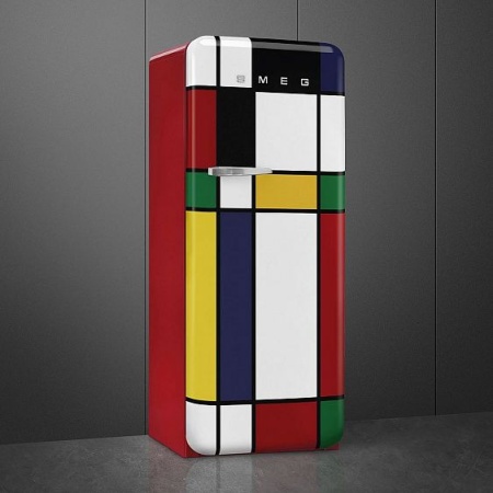 Холодильник SMEG FAB28RDMC5 купить с доставкой по Москве и Московской области в интернет-магазине АваТехно