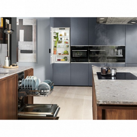 Встраиваемый электрический духовой шкаф Electrolux VKL8E00X купить с доставкой по Москве и Московской области в интернет-магазине АваТехно