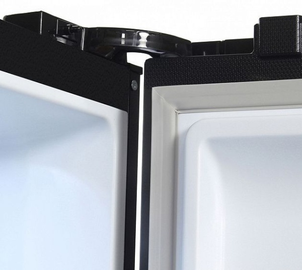 Холодильник HYUNDAI CS4505F черная сталь купить с доставкой по Москве и Московской области в интернет-магазине АваТехно