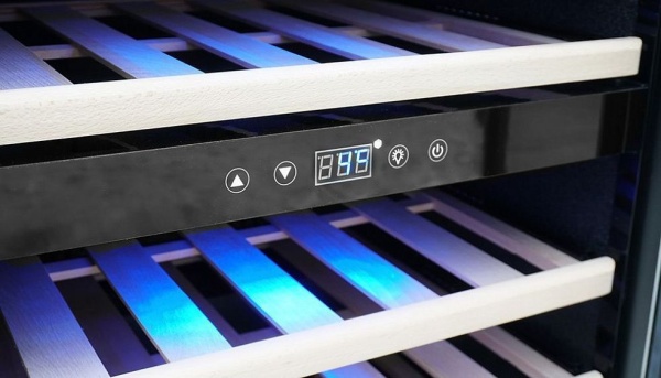 Винный шкаф WINE CRAFT BC-40BZ Grand Cru (под столешницу) купить с доставкой по Москве и Московской области в интернет-магазине АваТехно