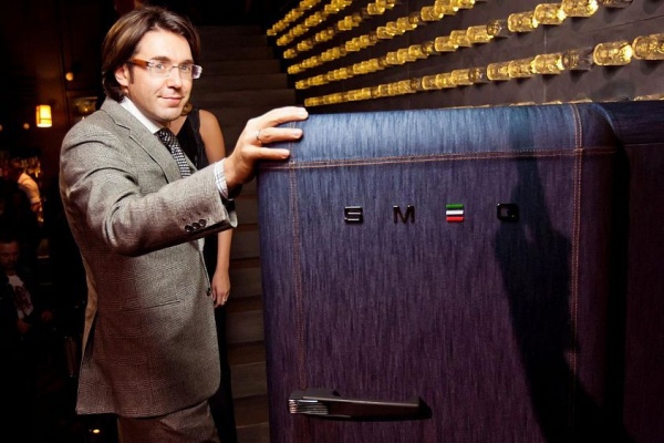 Холодильник SMEG fab28rdb купить с доставкой по Москве и Московской области в интернет-магазине АваТехно