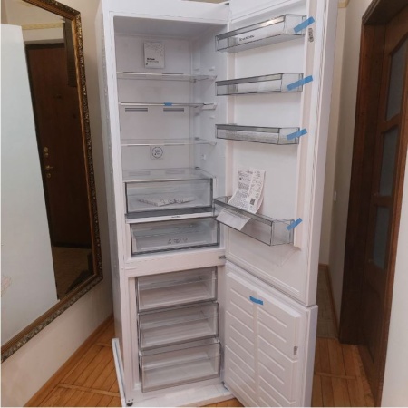 Холодильник SCHAUB LORENZ SLU S379W4E купить с доставкой по Москве и Московской области в интернет-магазине АваТехно