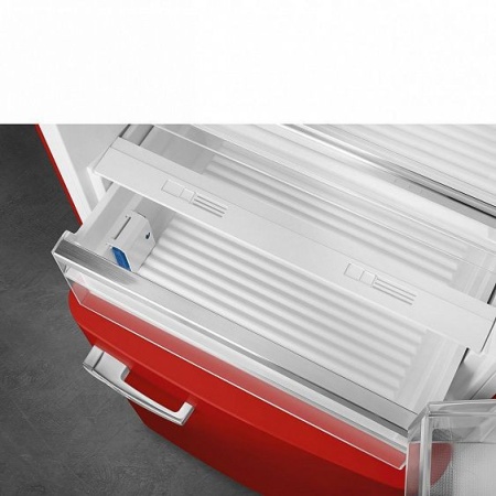 Холодильник SMEG FAB38RRD купить с доставкой по Москве и Московской области в интернет-магазине АваТехно