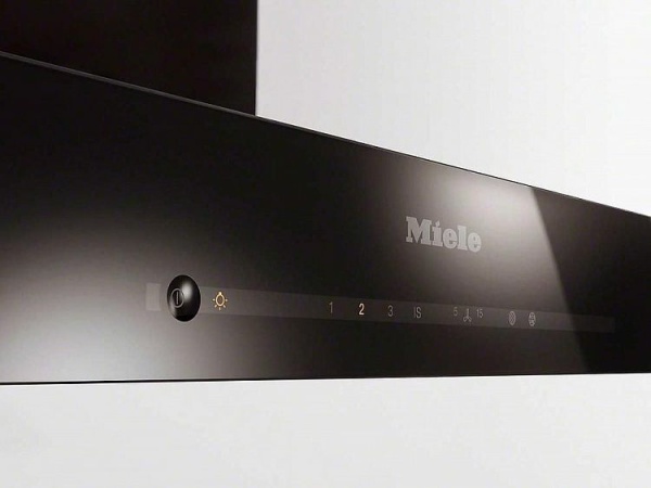 Каминная вытяжка MIELE DA 6698 D HVBR купить с доставкой по Москве и Московской области в интернет-магазине АваТехно